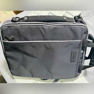 Targus Laptop Carrier